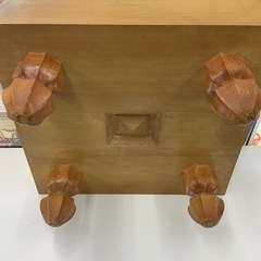 【中古品】　　碁盤　　碁石セット　　白175個・黒178個　　　碁盤欠け有りの画像