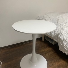 韓国テーブル丸テーブル
の画像