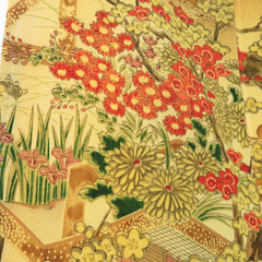 小紋 平安風景に枝花文様 袷 バチ衿 黄色 正絹 仕立て上がり カジュアル着物 身丈160cm 【キモノオフ野々市若松店】の画像