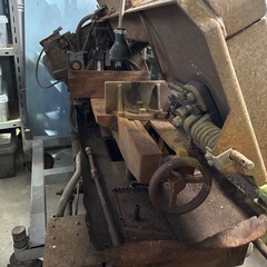 日立ロータリーバンドソーの画像