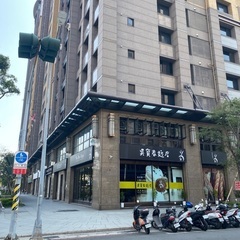 パイナップルケーキ食べ比べ8個セット 台湾 高雄 手天品社區食坊 吳寶春麥方店の画像