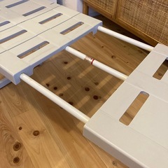 無料で譲ります！伸縮式　稼働棚の画像