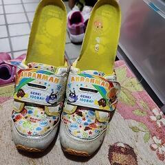 アンパンマン　スニーカー