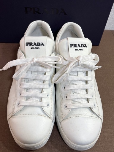 プラダ PRADA スニーカー ロゴ レザー レザー ホワイト 2EG400