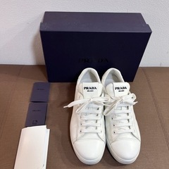 プラダ PRADA スニーカー ロゴ レザー レザー ホワイト ...