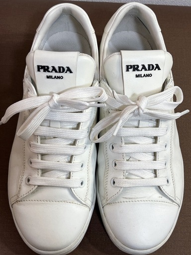 プラダ PRADA スニーカー ロゴ レザー レザー ホワイト 2EG400