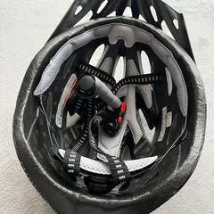 値下げ中♦️自転車＊ヘルメット♦️の画像