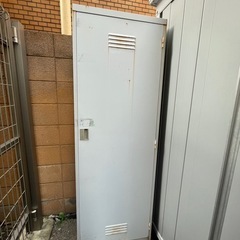 イナバの物置　0円　引取に来られる方
限定で！ 2台あります。の画像