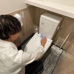 DVD試写室　交通費全額支給　髪型髪色自由　未経験、副業大歓迎！時給1,100円以上　日払い、週払いOK！　店舗内清掃アルバイト　1日4時間以上　週1日からOKの画像