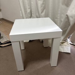 IKEA ミニテーブル