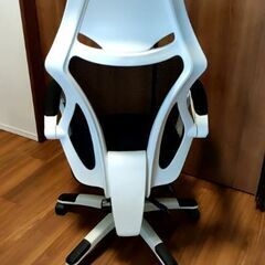 差し上げます！ゲーミングチェア/昼寝もできます😆