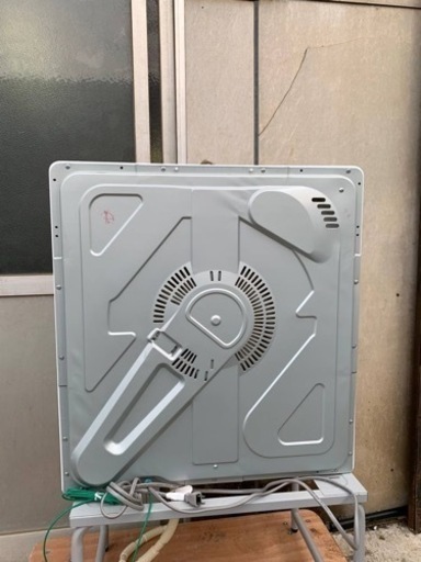 日立　除湿形電気衣類乾燥機　DE-N40WX