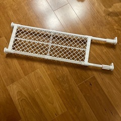 突っ張り　伸縮　棚　ラック