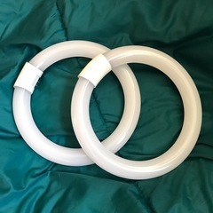 LED蛍光灯30型２本の画像