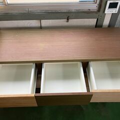 大容量のローチェストの画像