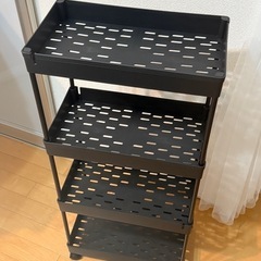 キャスター付きワゴン 黒 美品 収納パーツ付きの画像