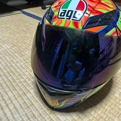 agv k-3 ヘルメットの画像