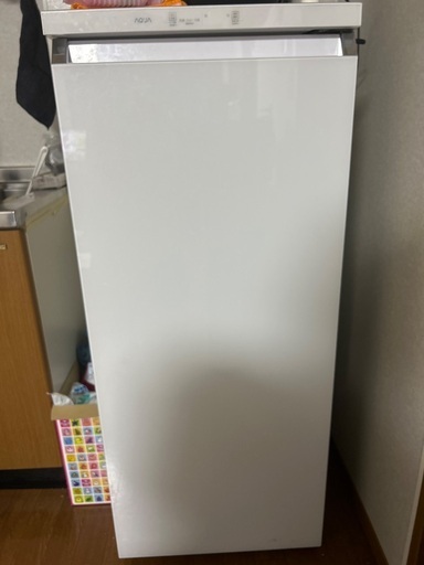 (お譲り先決まりました)AQUA AQF-GS13M(W) ファン式冷凍庫 134L・右開き クリスタルホワイト