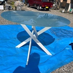 4人用ガラステーブル