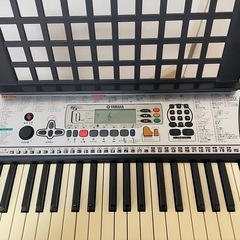 YAMAHA電子キーボードの画像
