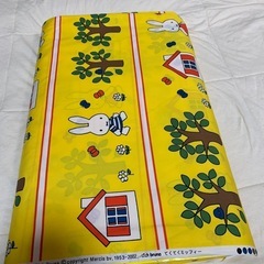 ミッフィーの生地の画像