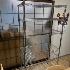 スチールラックの画像