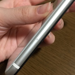 iphone se第二世代　ホワイト128GBの画像
