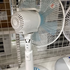 ACリビング扇風機 パンパシフィックインターナショナルトレーディング PT-MLF-WHの画像