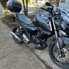 急ぎ YAMAHA fzs-fi 150 ヤマハ　インド