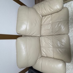 ソファー
の画像