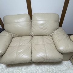 ソファー
の画像
