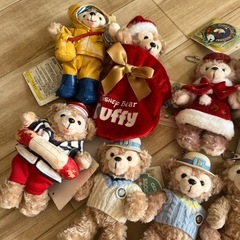 ダッフィーシェリーメイぬいぐるみバッジまとめ売り (ちゃむ