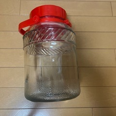 果実瓶の画像