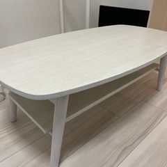 折りたたみ可能ローテーブルの画像