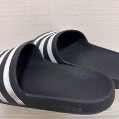 決まりました！adidas サンダルの画像