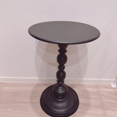 ミニ　テーブル　インテリアの画像