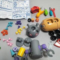 アンパンマンネジネジDX･衣類･ジュニアシート🎁靴マスクバッグ等