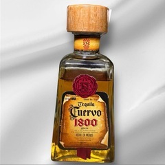 希少　レア　古酒 テキーラ・クエルボ1800 専用木箱付きの画像