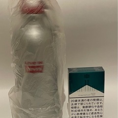 リーバスロゴ入りボトルカラビナ付きの画像