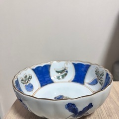 深皿　野菜柄