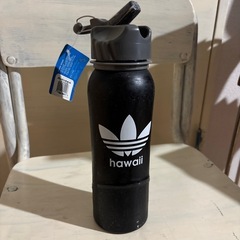 （新品未使用）ハワイのアディダスオリジナルスのドリンクボトル