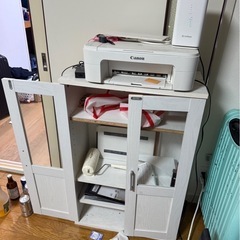 扉付き棚(値下げ可能)