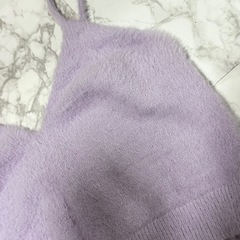 🤍ふわふわのパープルキャミの画像