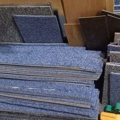 あげます。新品タイルカーペット切れ端⑩