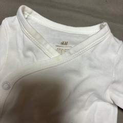 H&M ラップボディスーツ 5点セット　新生児の画像