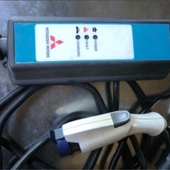 三菱アウトランダーPHEV 充電ケーブル