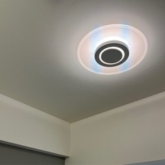 アイリスオーヤマ LED シーリングライト おしゃれ 導光板 照明 調光調色 8畳 4200lm リモコン付き 薄型 省エネ 取付簡単 CEA-A08DLPの画像