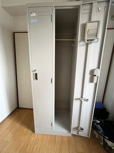 ?ご成約済?✨超美品✨コクヨ　スチールロッカー　2人用　鍵付き　使用期間短い❗️