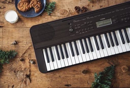 【お譲り先決定】YAMAHA ヤマハ 電子ピアノ　PSR-E360DW 61鍵　2022年製