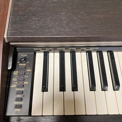 電子ピアノの画像